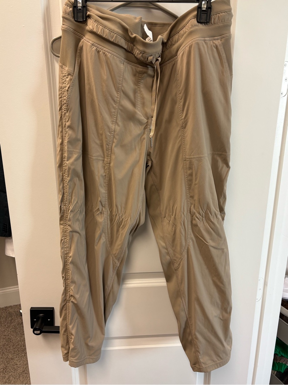 Women lululemon dance studio Lightweight Khaki Active Pants